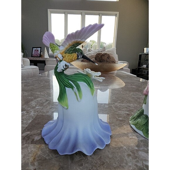 Vintage Avon Porcelain Hummingbird And Blue Jay Bells - Picture 4 of 7
